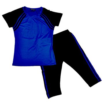 Women’s Contrast T-shirt with Black Matching Side Striped Short Knee Length Leggings Set