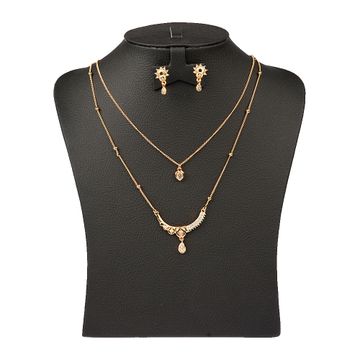 NECKLACE WITH EARRING GOLD
